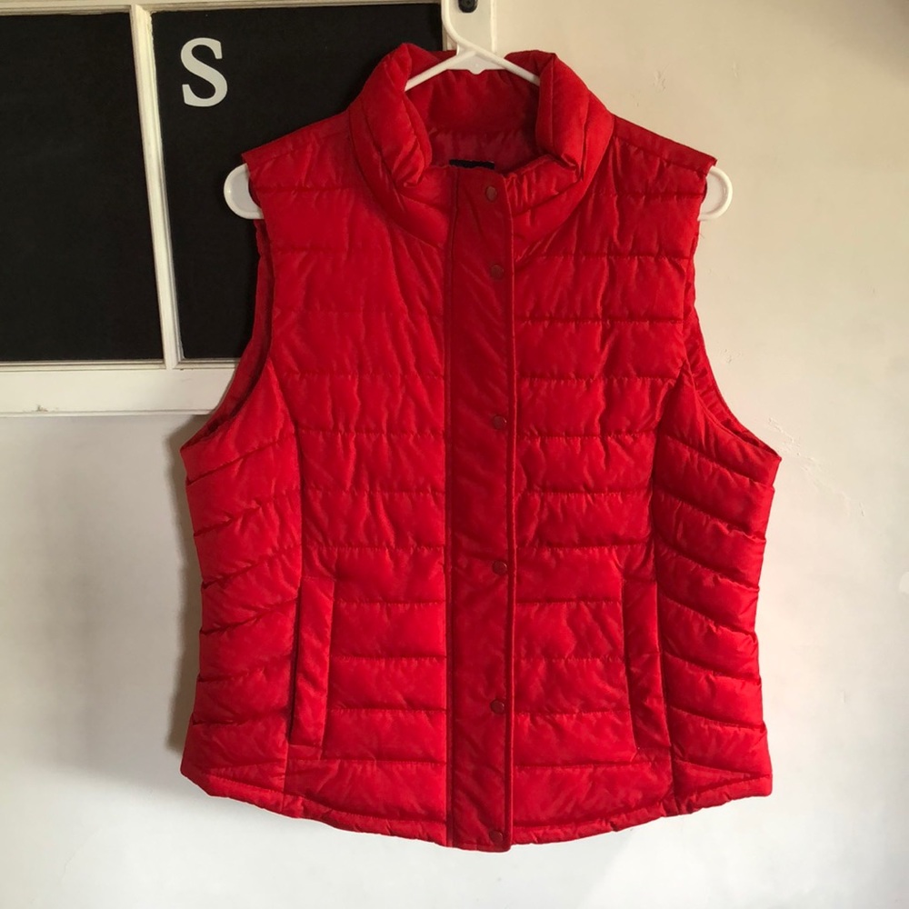GAP puffer vest